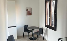 Ambra House